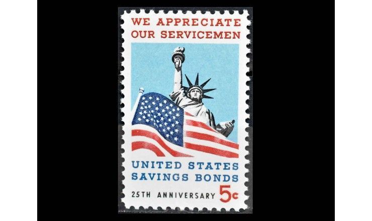 США 1966 г. "Статуя Свободы и флаг США"