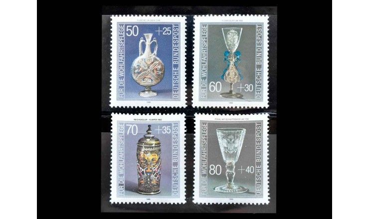 ФРГ 1986 г. "Антикварная стеклянная посуда"