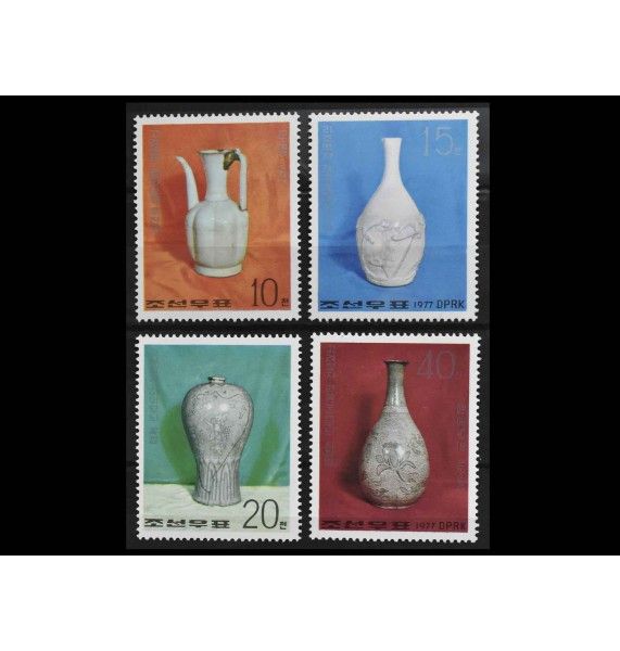 Северная Корея 1977 г. "Фарфоровые вазы" Северная Корея 1977 г. "Фарфоровые вазы"