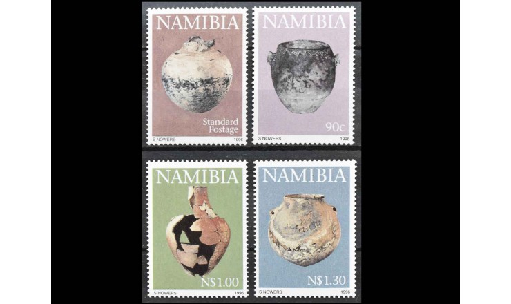 Намибия 1996 г. "Ранняя пасторальная керамика"
