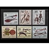 ГДР 1981 г. "Старинные медицинские инструменты"