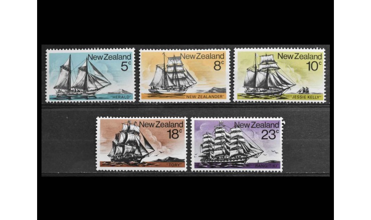 Новая Зеландия 1975 г. "Новозеландские парусные судна"