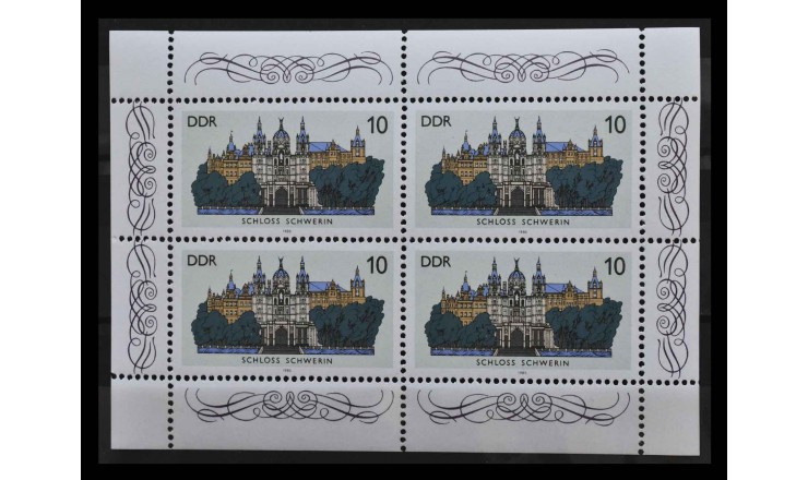 ГДР 1986 г. "Замки Востока"