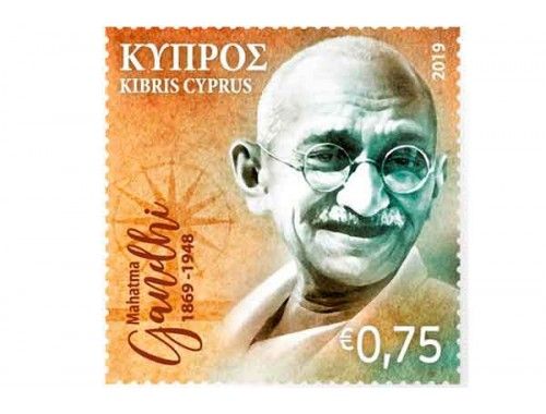 На Кипре юбилей Махатмы Ганди отметили на почтовой марке. 