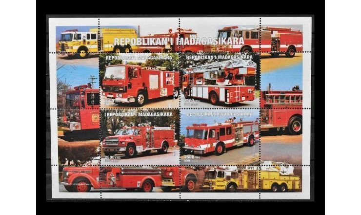 Мадагаскар 1999 г. "Пожарные машины"