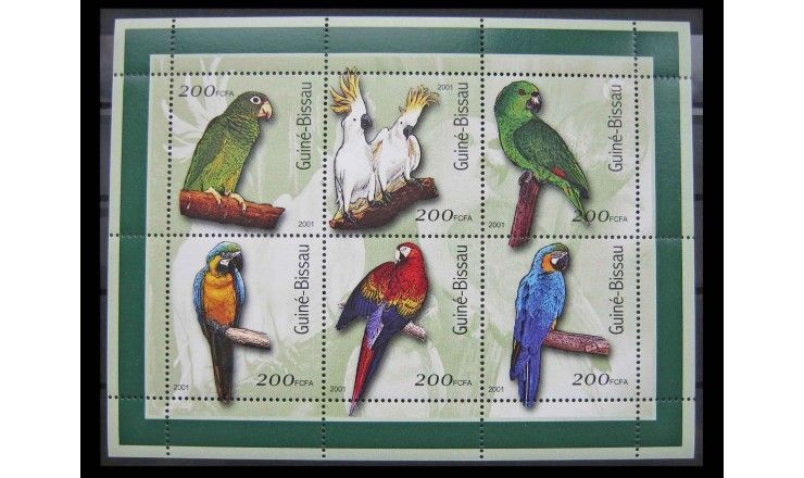 Гвинея-Бисау 2001 г. "Птицы" 