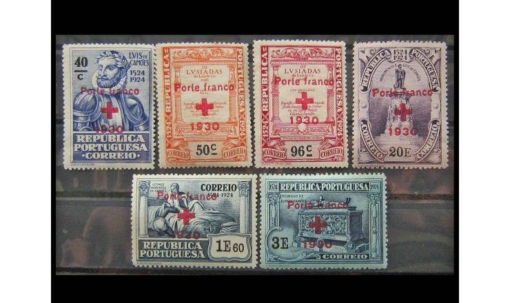 Португалия 1930 г. "Красный крест" (надпечатка)