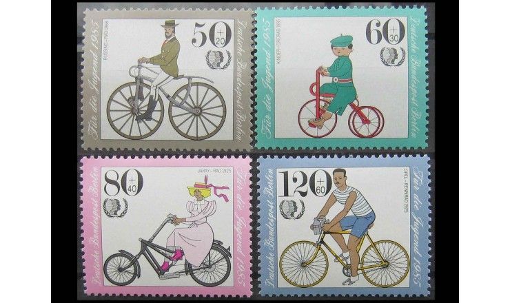 Западный Берлин 1985 г. "История велосипеда. Международный год молодежи"