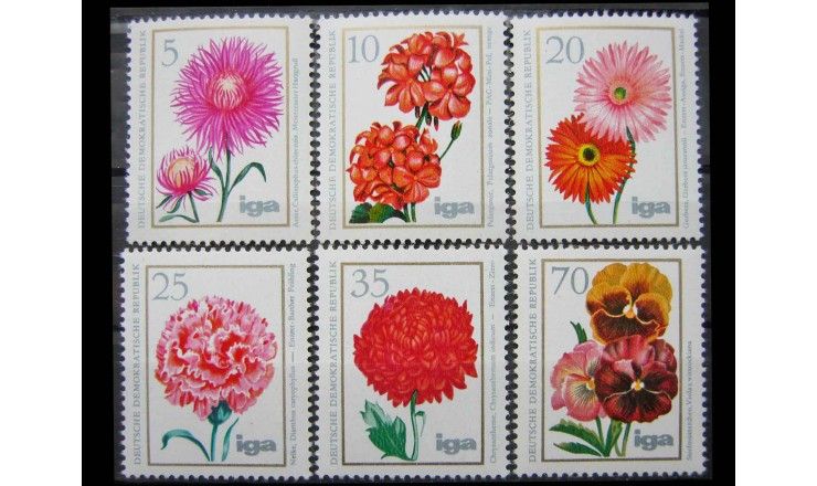 ГДР 1975 г. "Разновидности цветов"