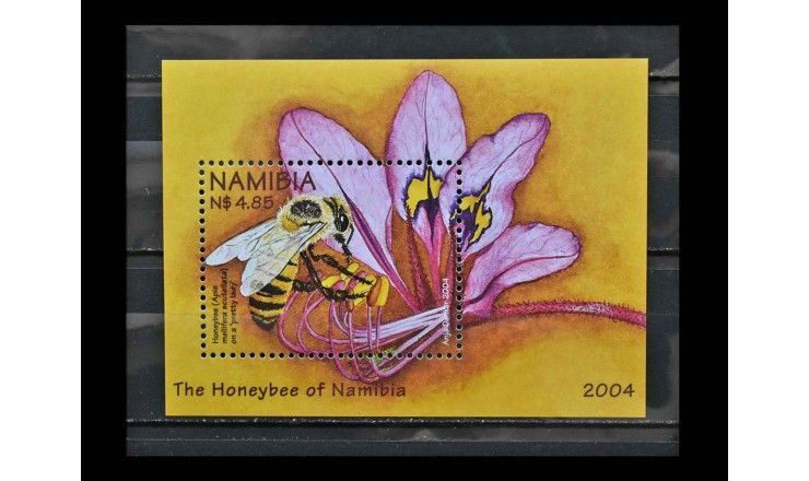 Намибия 2004 г. "Медоносные пчелы"