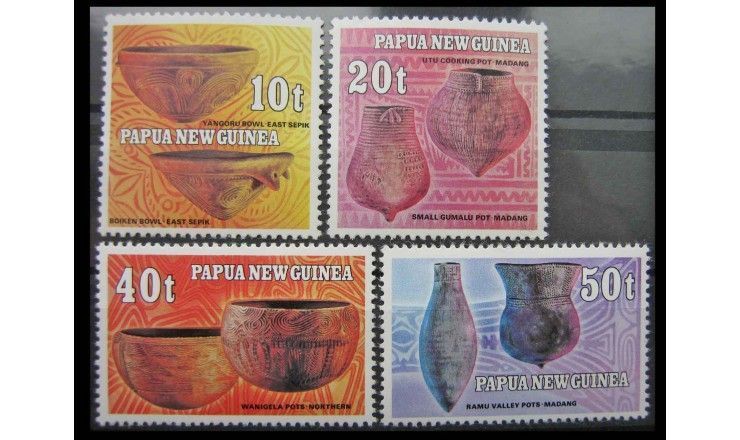 Папуа-Новая Гвинея 1982 г. "Керамика"